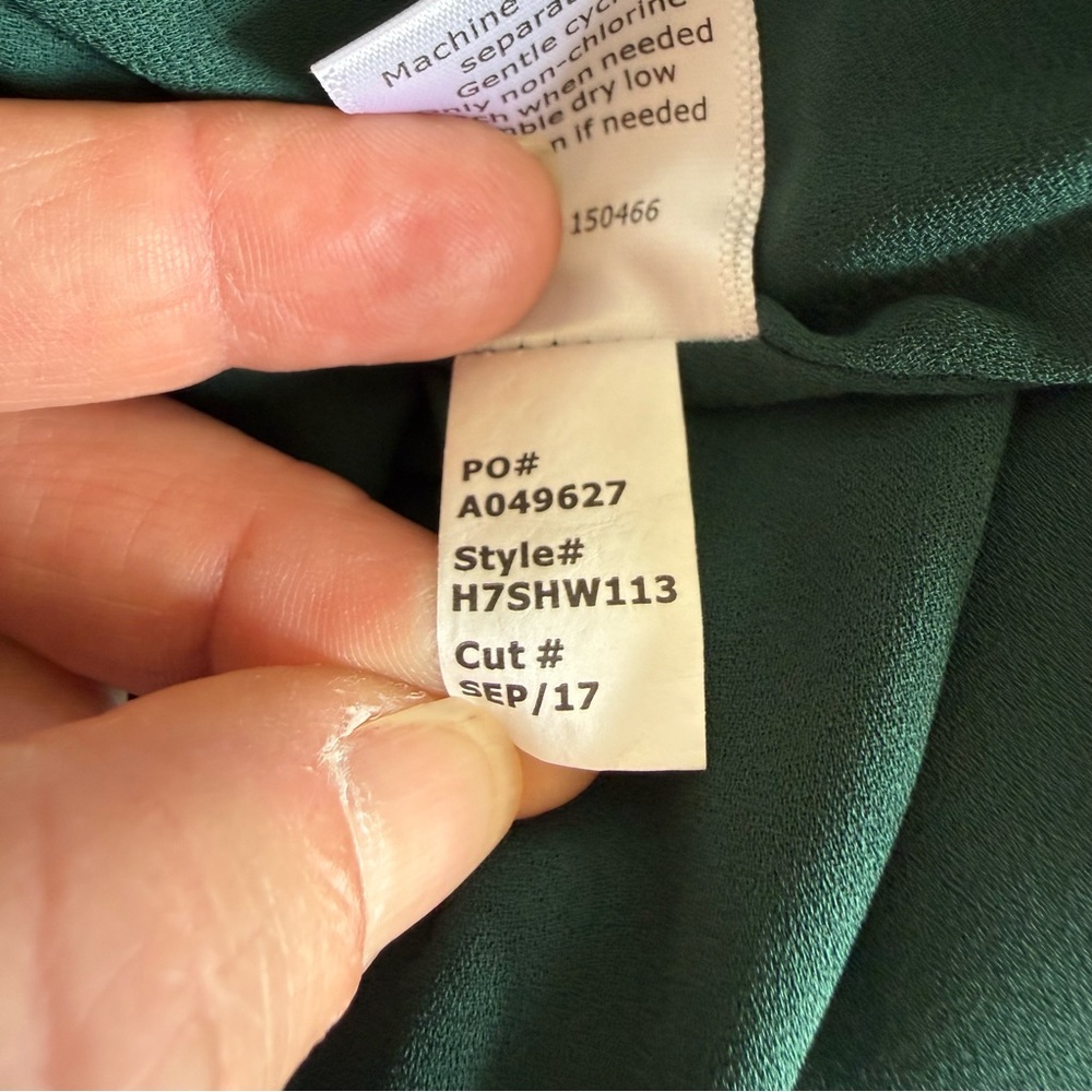 41 Hawthorn Green V-Neck Sheer Lightweight Sleeveless Blouse Feminine - Picture 11 of 11